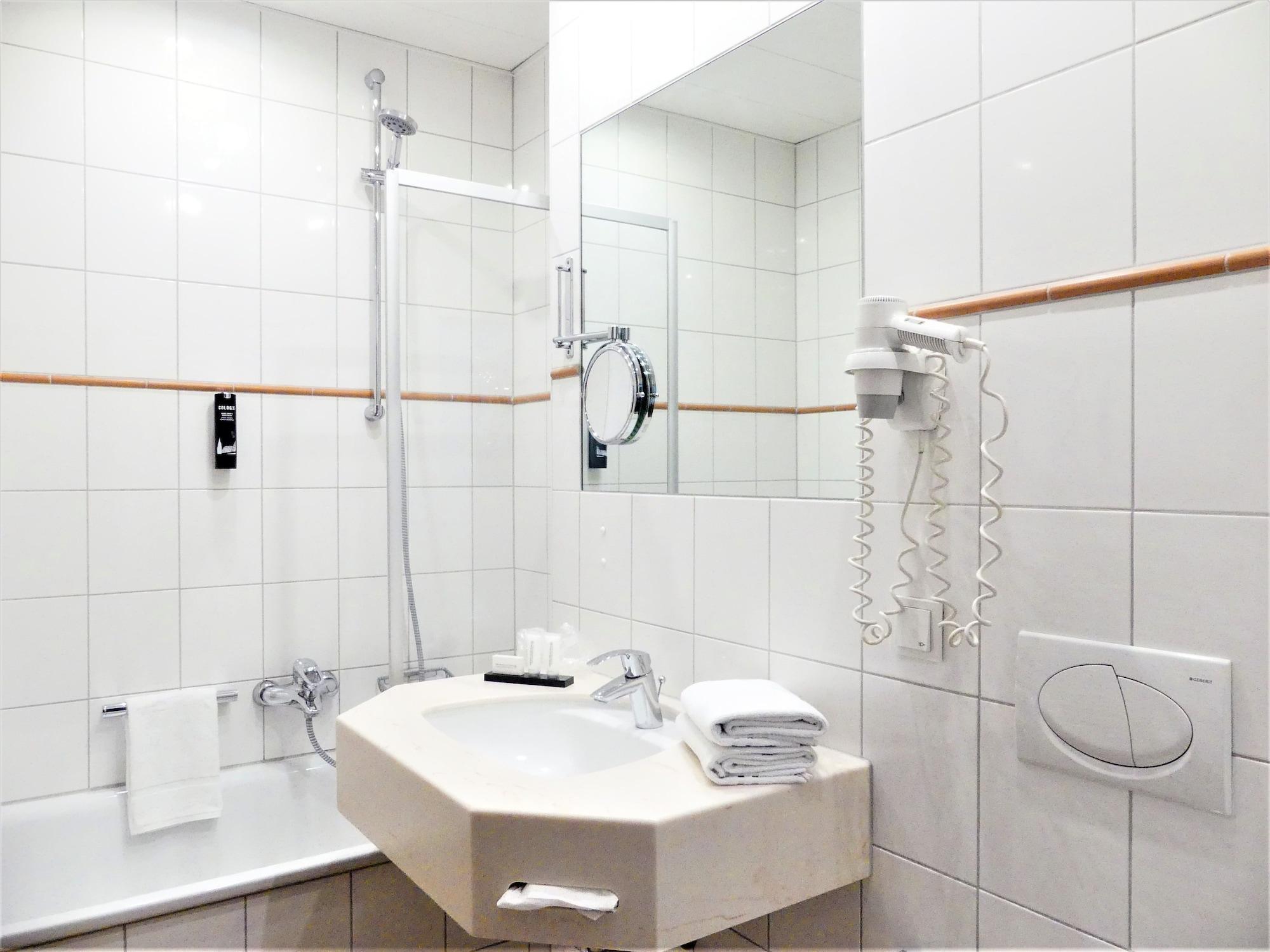 The Ascot Hotel Cologne Extérieur photo
