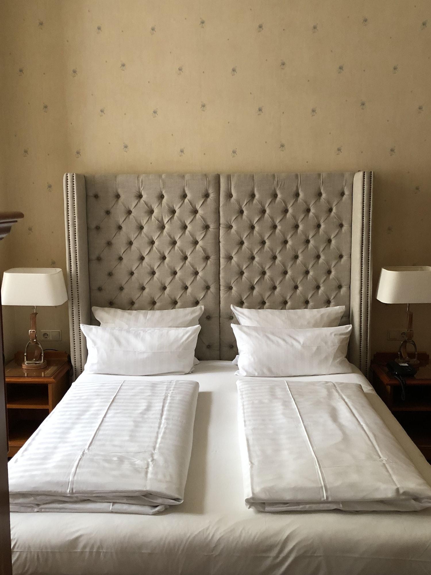 The Ascot Hotel Cologne Extérieur photo