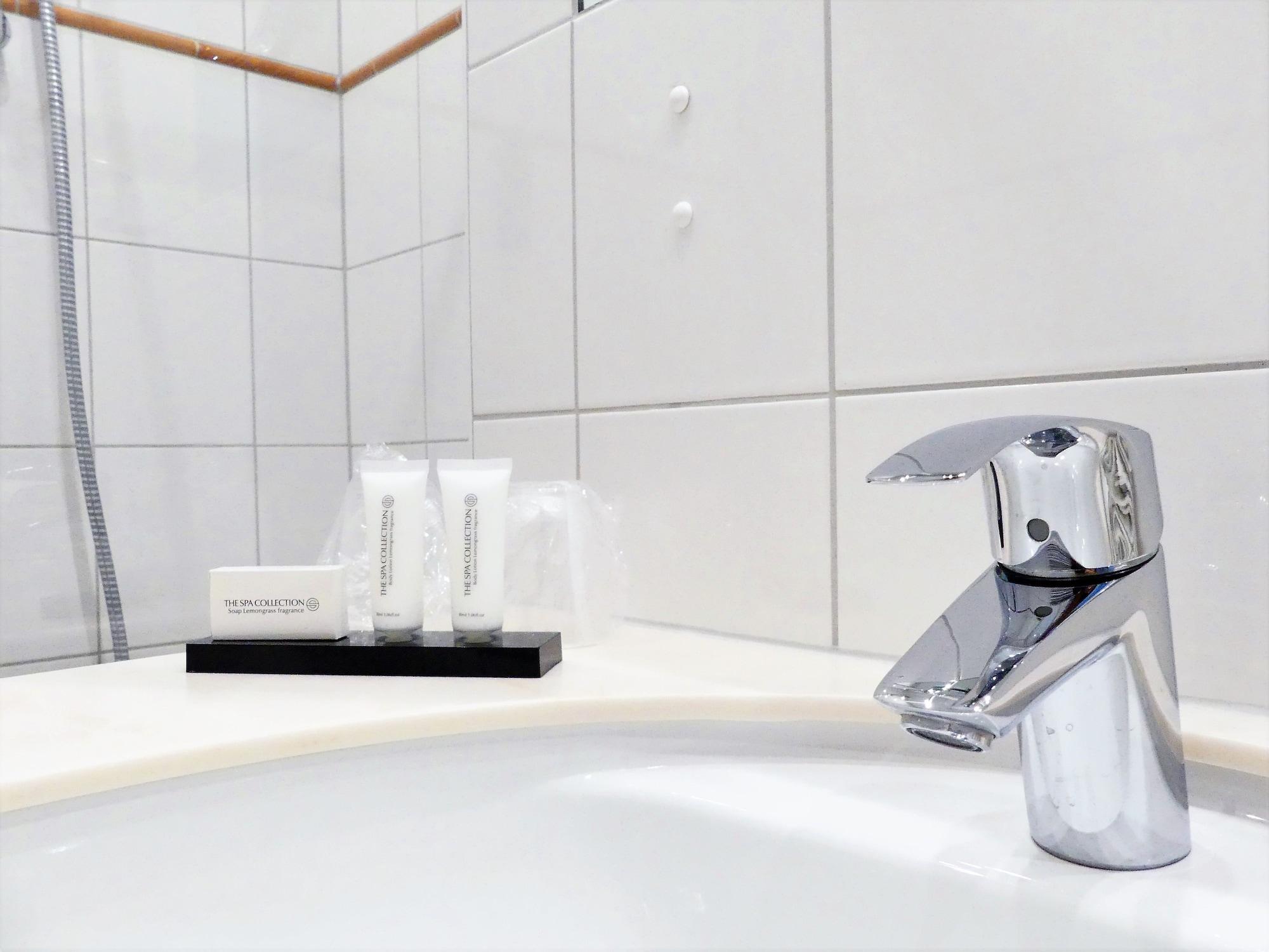 The Ascot Hotel Cologne Extérieur photo
