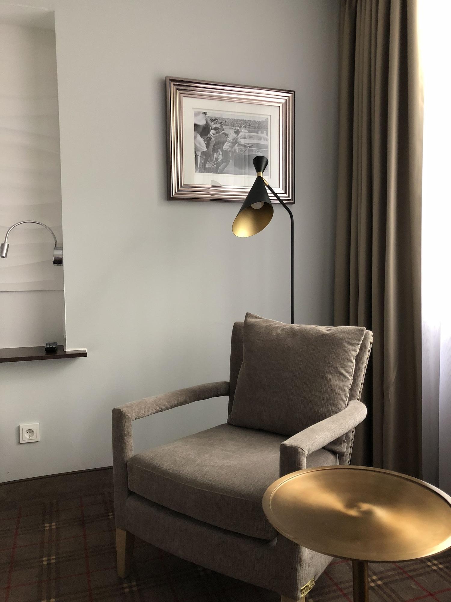 The Ascot Hotel Cologne Extérieur photo