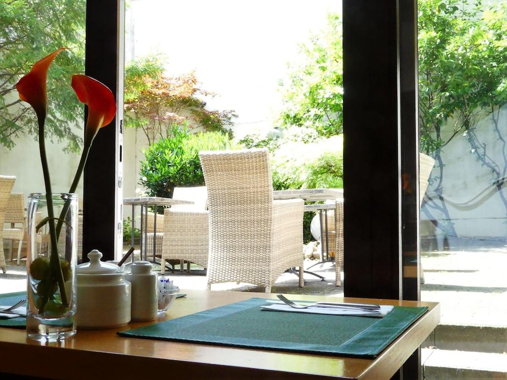 The Ascot Hotel Cologne Extérieur photo