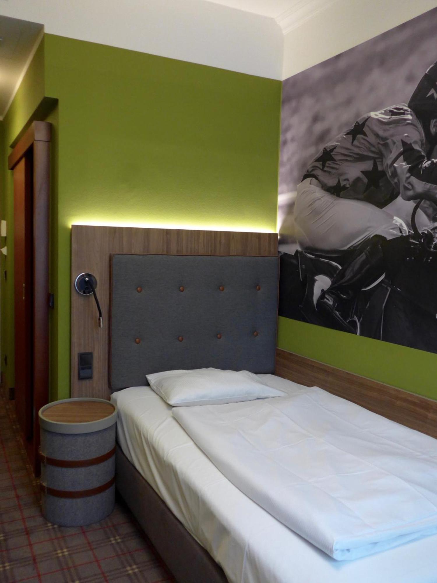 The Ascot Hotel Cologne Extérieur photo