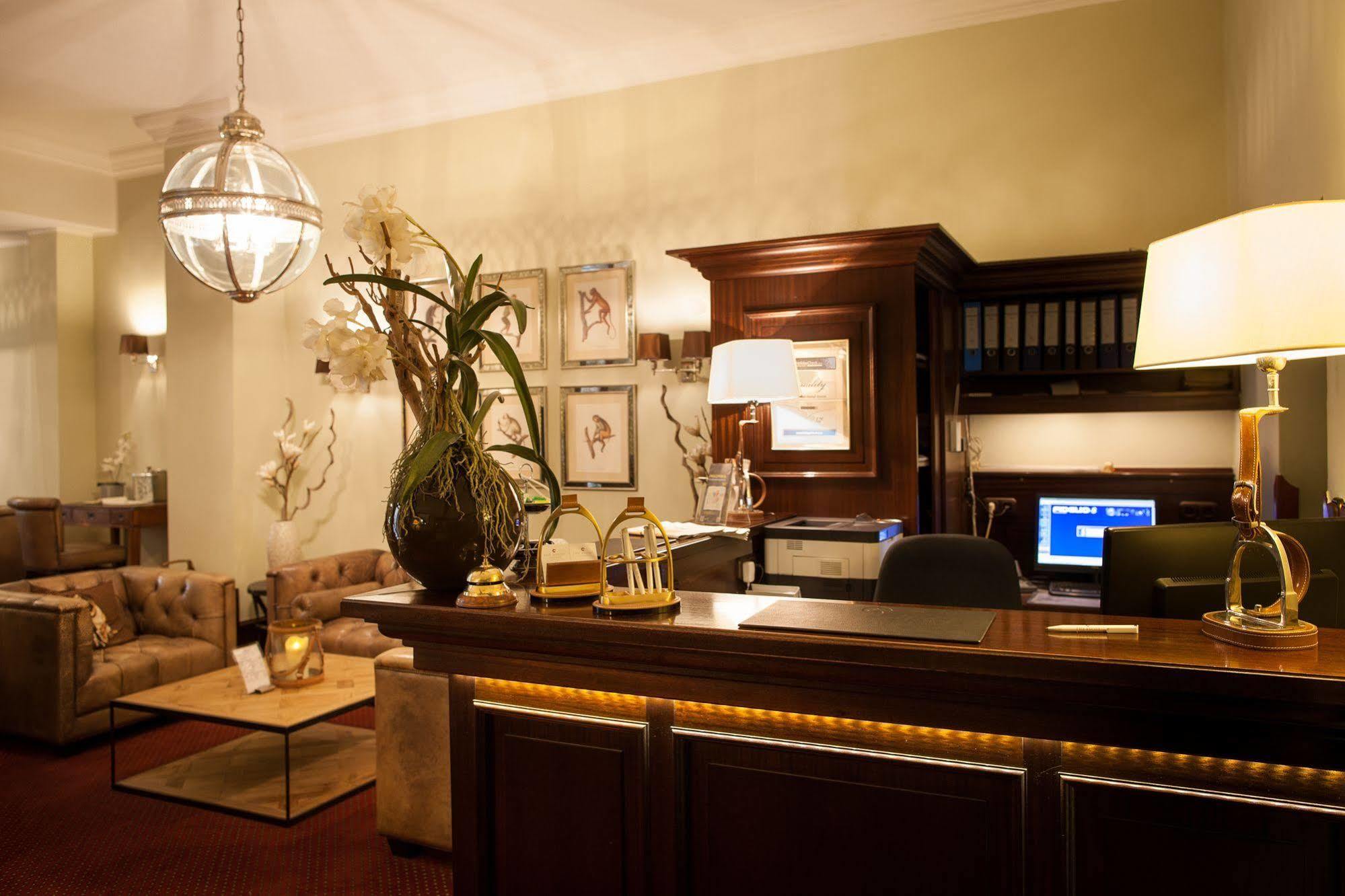 The Ascot Hotel Cologne Extérieur photo
